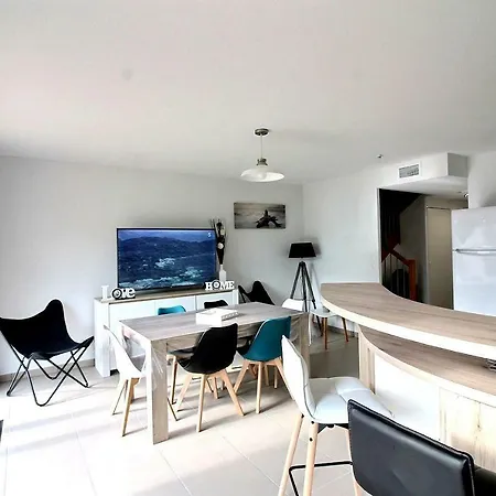 Magnifique Pavillon Pour 7 Personnes + Bebe